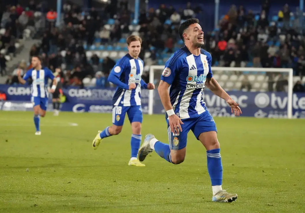 Ponferradina Nástic 16