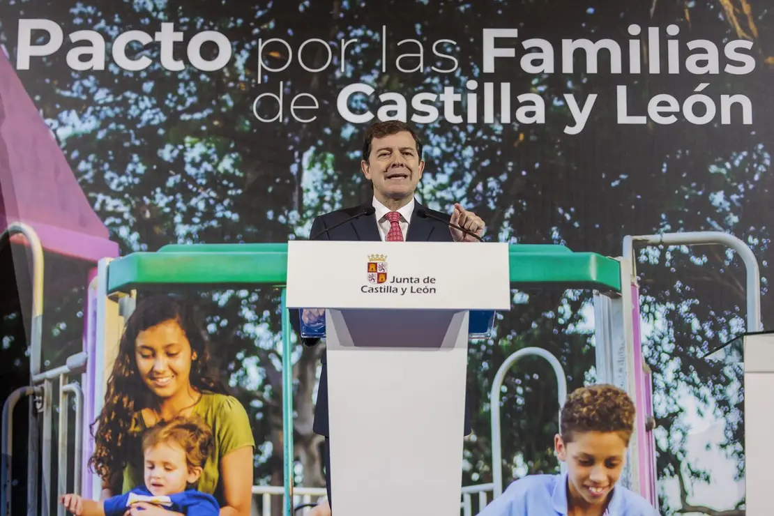 Pacto por la familias de cyl 4