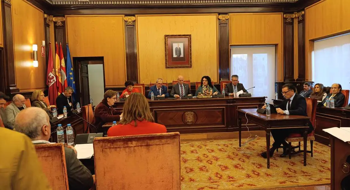 Imagen del pleno celebrado este viernes en el Ayuntamiento de San Marcelo.