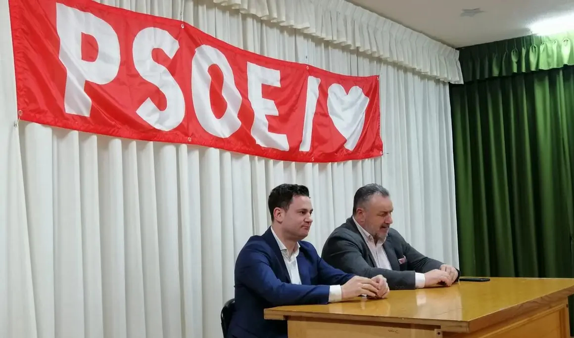 Cendón se reúne a la militancia del Bierzo en Camponaraya para destacar los proyectos estratégicos que generan empleo y oportunidades en la provincia.