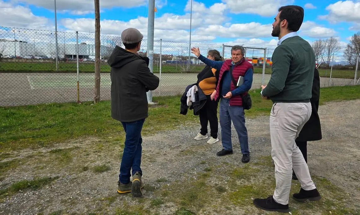 Visita del grupo municipal del Partido Popular de León.6