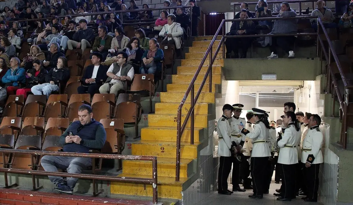 El presidente de las Cortes y de la Fundación de Castilla y León, Carlos Pollán, asiste al concierto ‘El Sonido de la Pasión’, con el subdelegado del Gobierno, Héctor Alaiz; el delegado Territorial, Eduardo Diego y el Procurador del Común, Tomás Quintana