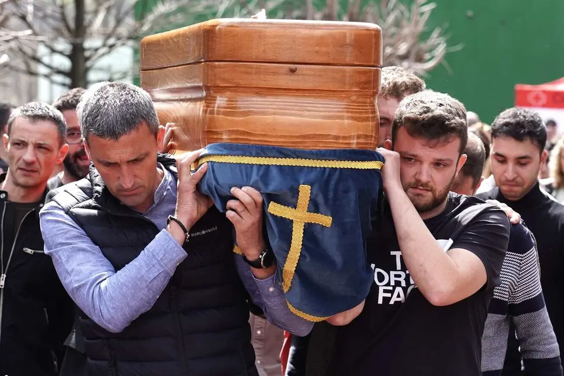 MIneros fallecidos funeral (12)