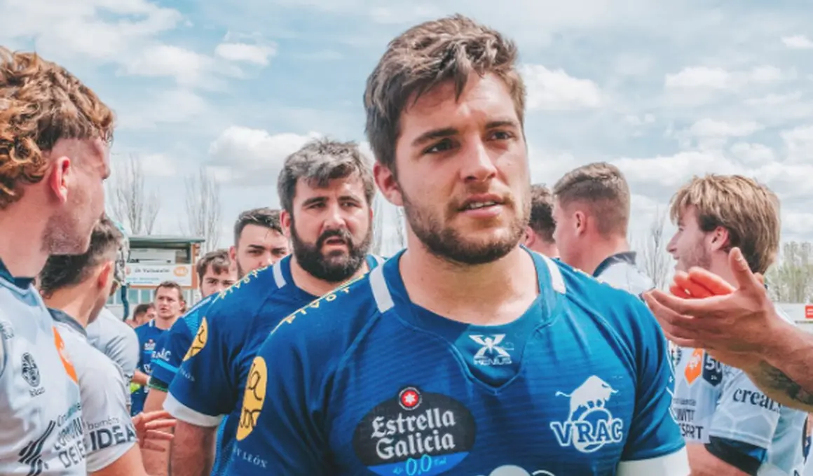 El leonés Raúl Calzón forma parte del equipo VRAC Quesos Entrepinares, ganador de la octava Copa Ibérica a la ciudad de Valladolid.2