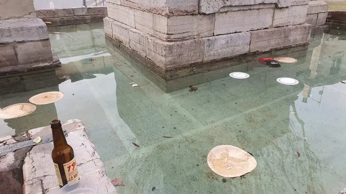 Plaza del Grano 16