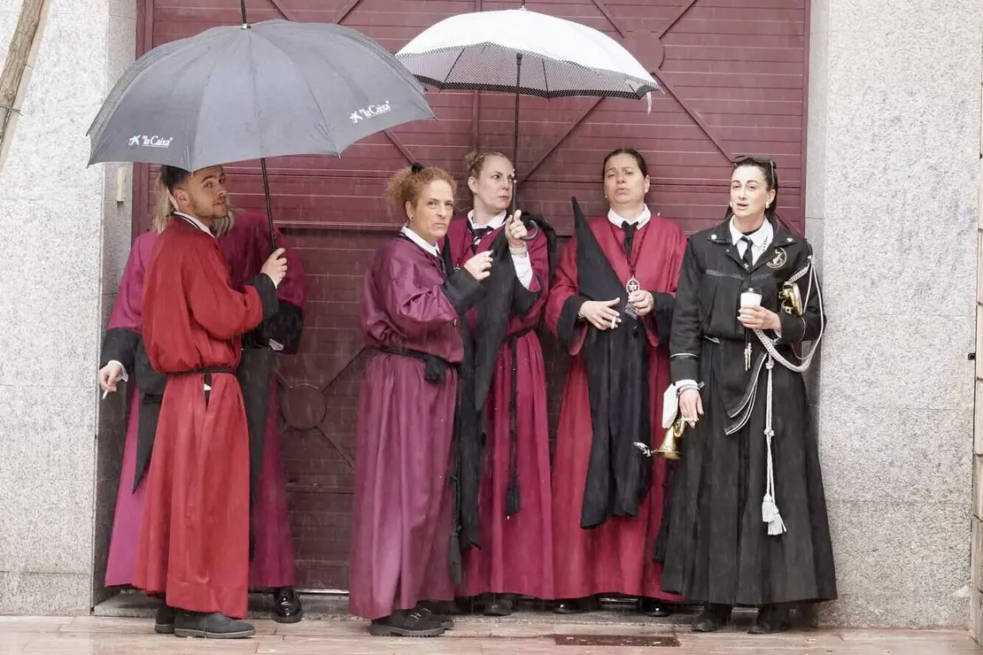 Celebración del acto del Desenclavo de Cristo tras la suspensión de la procesión organizada por la Cofradía del Santo Cristo del Desenclavo Foto Campillo (11).jpeg