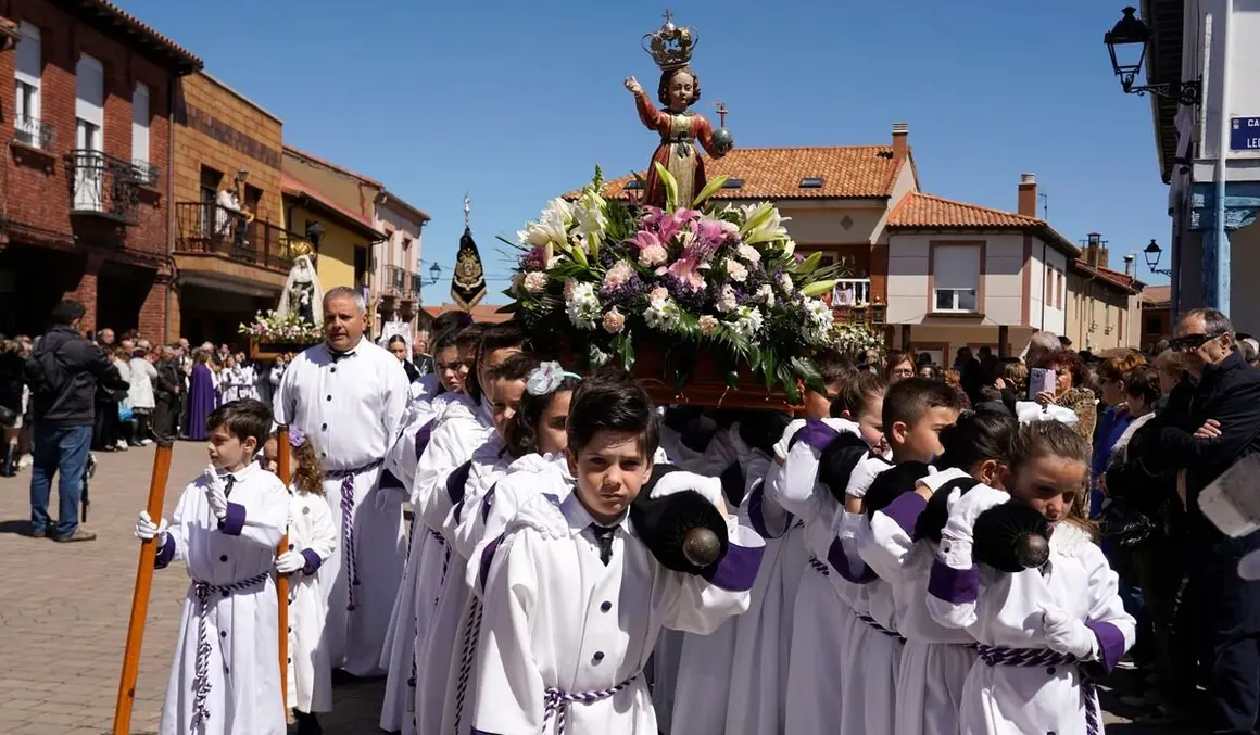 Domingo de Pascua en Santa Marina del Rey.