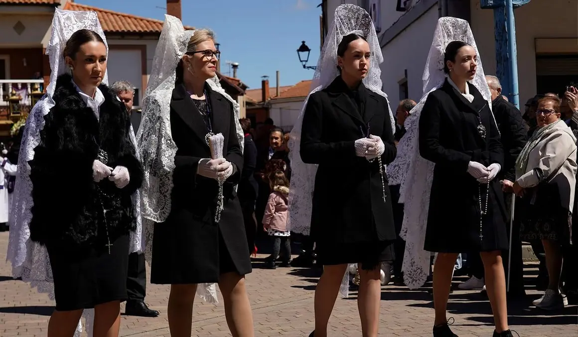 Domingo de Pascua en Santa Marina del Rey.