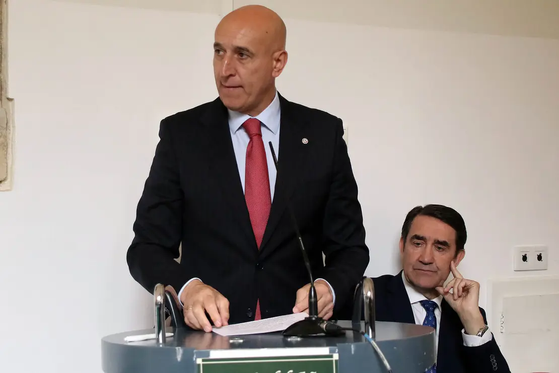 El director científico de Computación Cuántica de Google, Sergio Boixo recibe el premio Leonés del Año 2024 Fotos Peio García (12).jpg