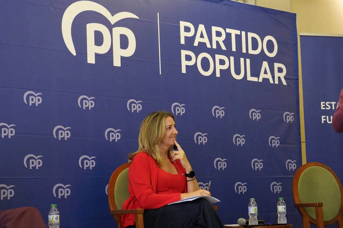 La portavoz del PP en el Senado asiste a los ‘Encuentros Populares’ en Ponferrada Foto César Sánchez (6)