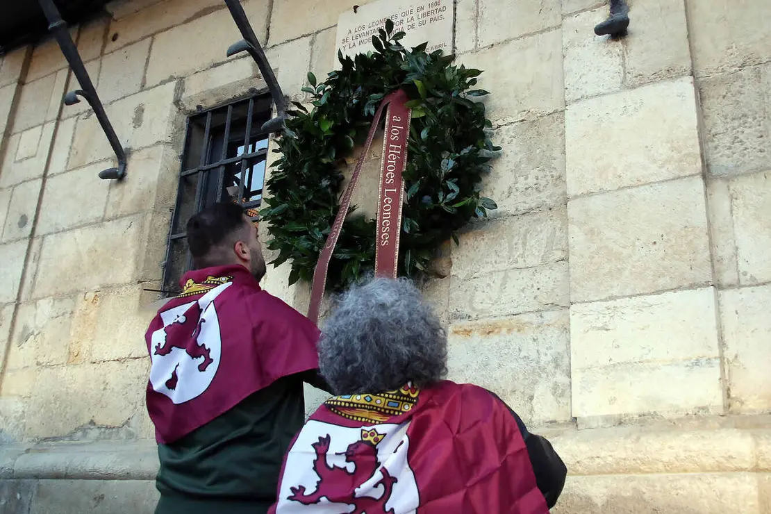 Homenaje a los héroes leoneses de la Guerra de Independencia Fotos Peio García (1)