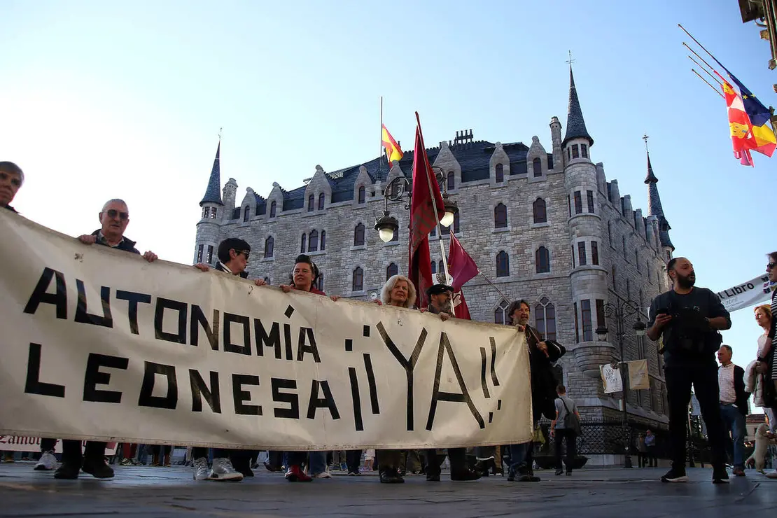 Homenaje a los héroes leoneses de la Guerra de Independencia Fotos Peio García (8)