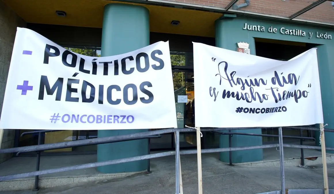 La protesta por la carencia de médicos en León.