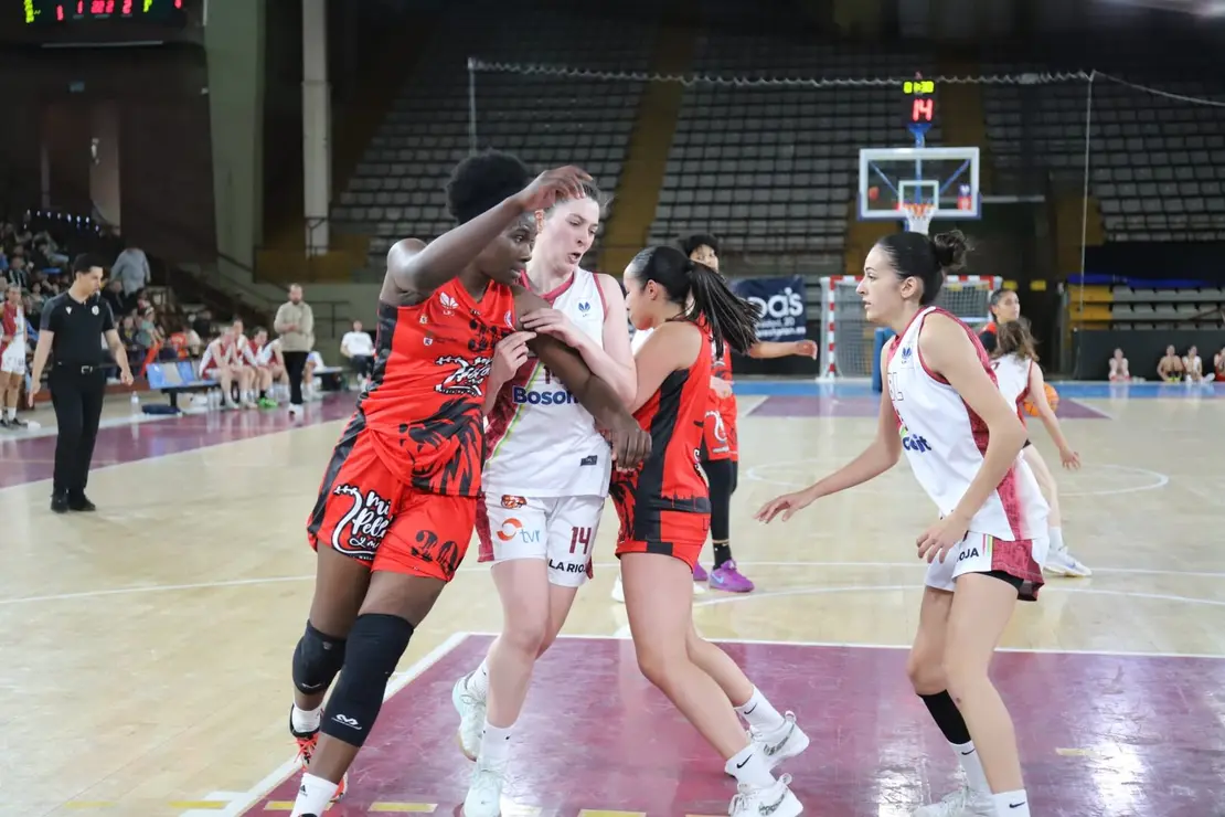 Baloncesto Femenino León 17