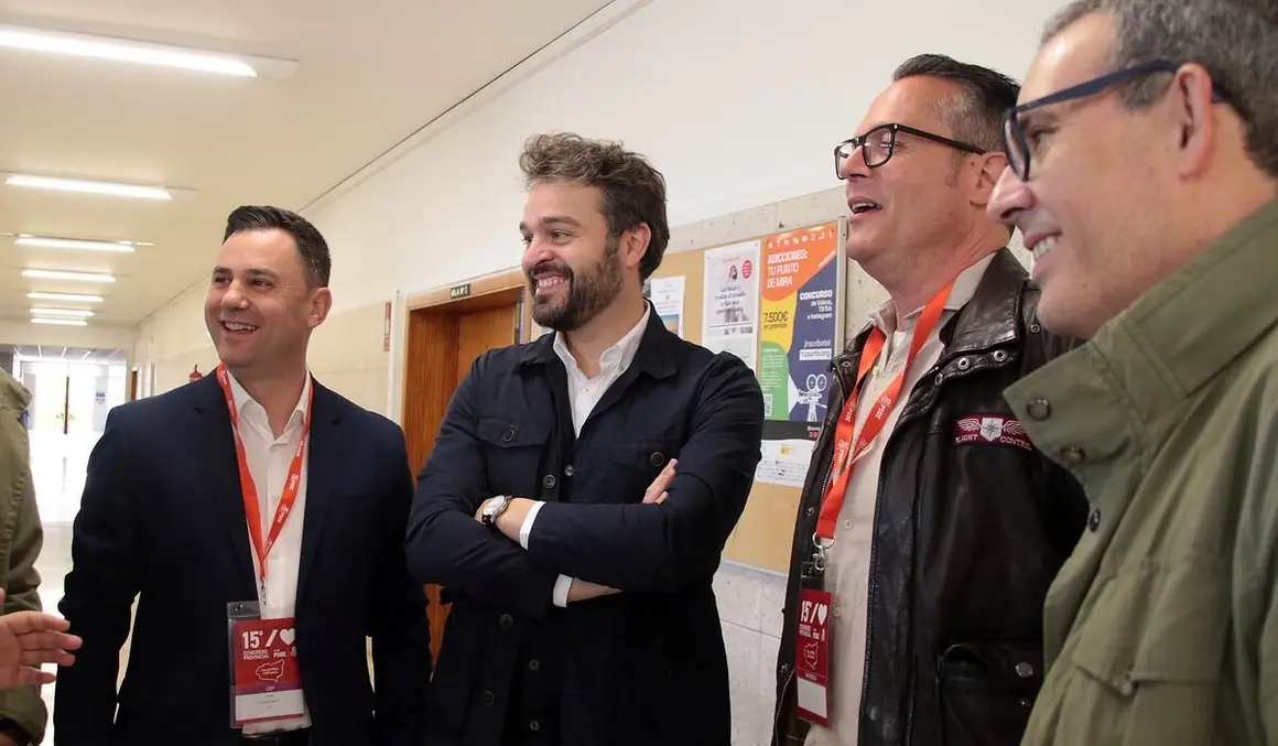 Celebración del XV Congreso Provincial del PSOE de León, con las intervenciones de Juan Francisco Serrano, diputado y secretario adjunto de organización del PSOE; la vicesecretaria del PSCyL, Nuria Rubio; el secretario general del PSOE de León, Javier Alfonso Cendón, el delegado del Gobierno, Nicanor Sen, el subdelegado del Gobierno, Héctor Alaiz y el presidente de la Diputación, Gerardo Álvarez Courel. Fotos: Peio García.