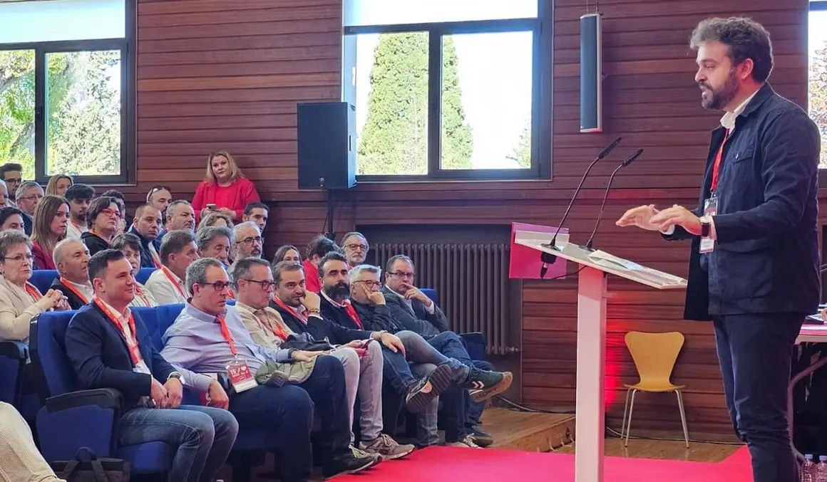 Comienzo del 15°Congreso Provincial del PSOE León.3