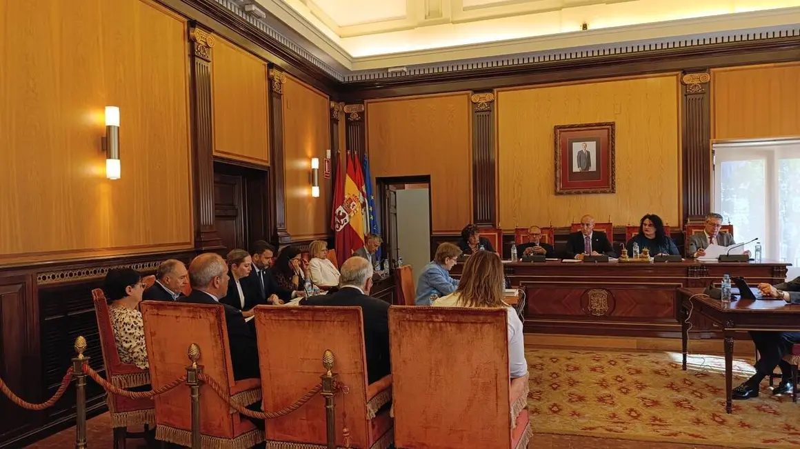 Ayto Leon 123