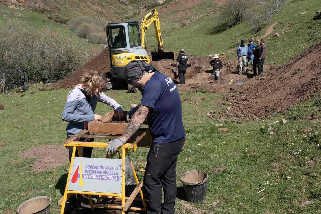 Exhumaciones realizadas durante los trabajos acometidos en Busdondo (13)