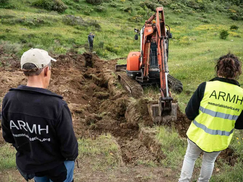 Exhumación realizada en la localidad de Sena de Luna (20)