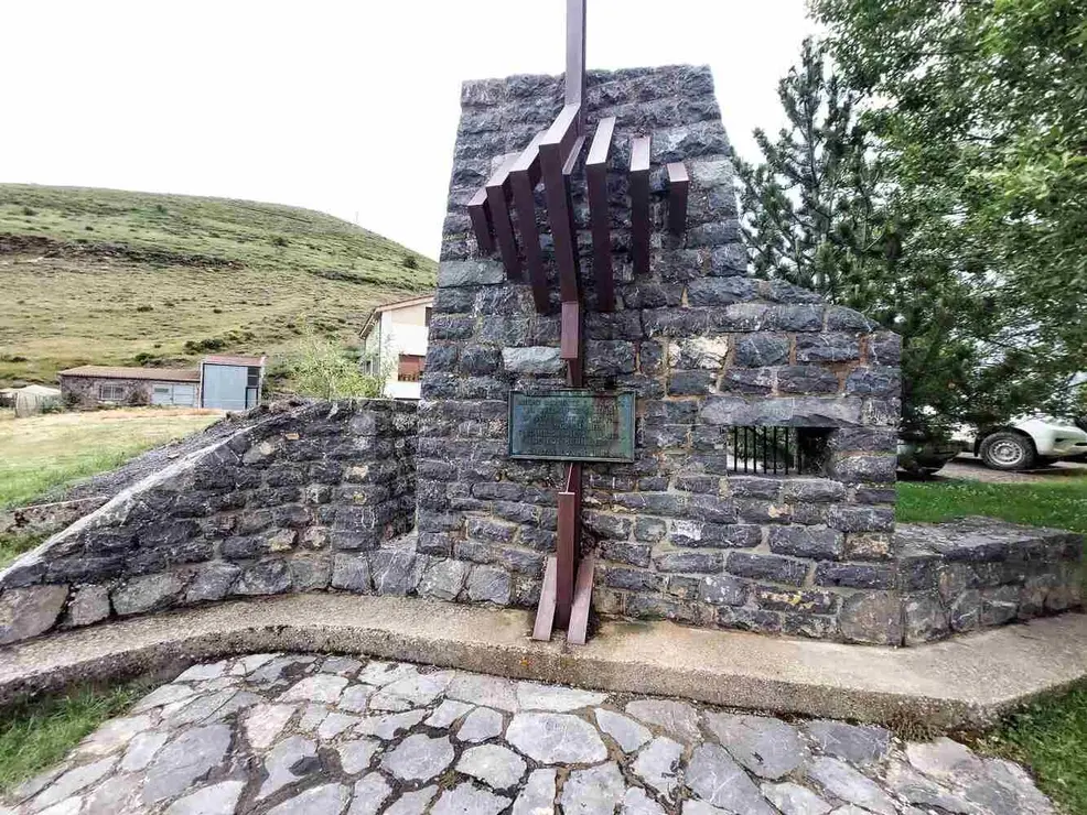 Exhumación realizada en la localidad de Sena de Luna (24)