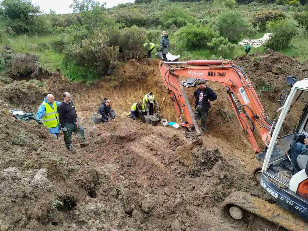 Exhumación realizada en la localidad de Sena de Luna (37)