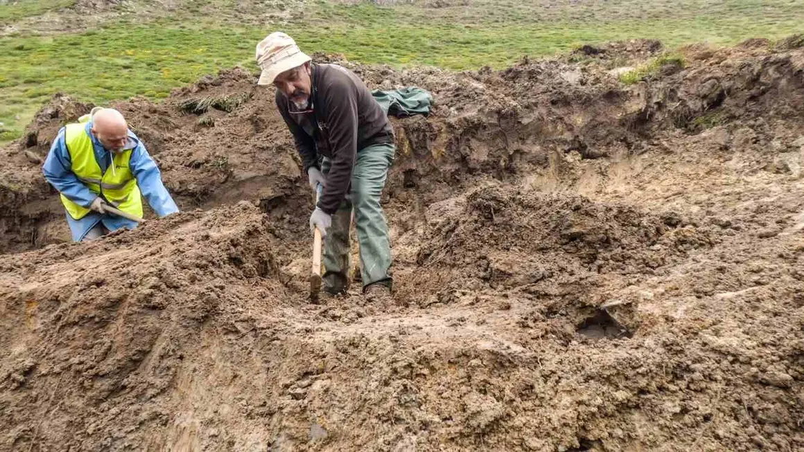 Exhumación realizada en la localidad de Sena de Luna (40)