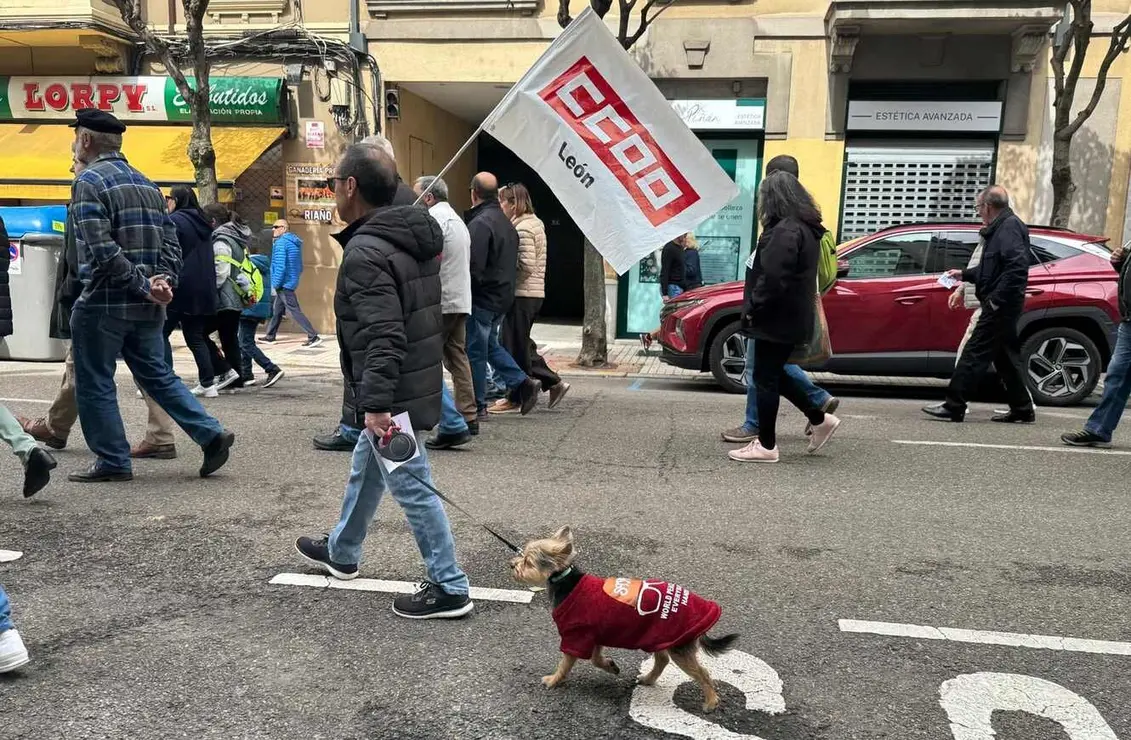 Todo León ha querido salir a la calle este 1 de Mayo.