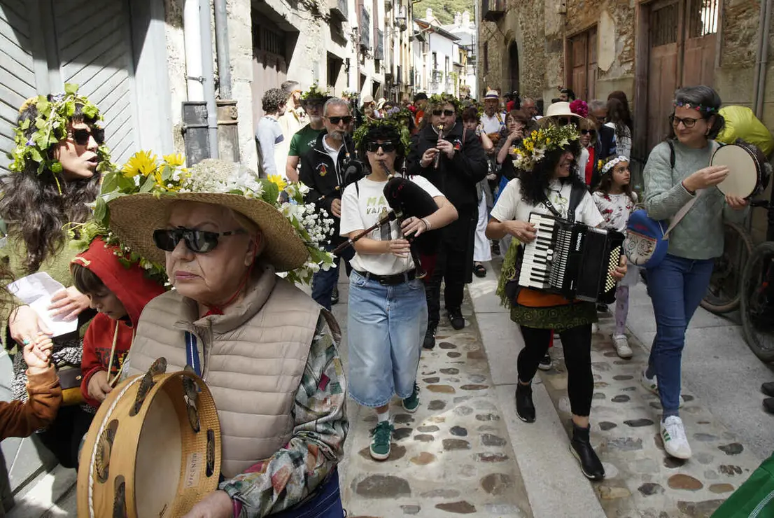Villafranca del Bierzo, celebra su tradicional Fiesta de los Maios, declarada Fiesta de Interés Turístico Provincial Foto César Sánchez (4).jpg