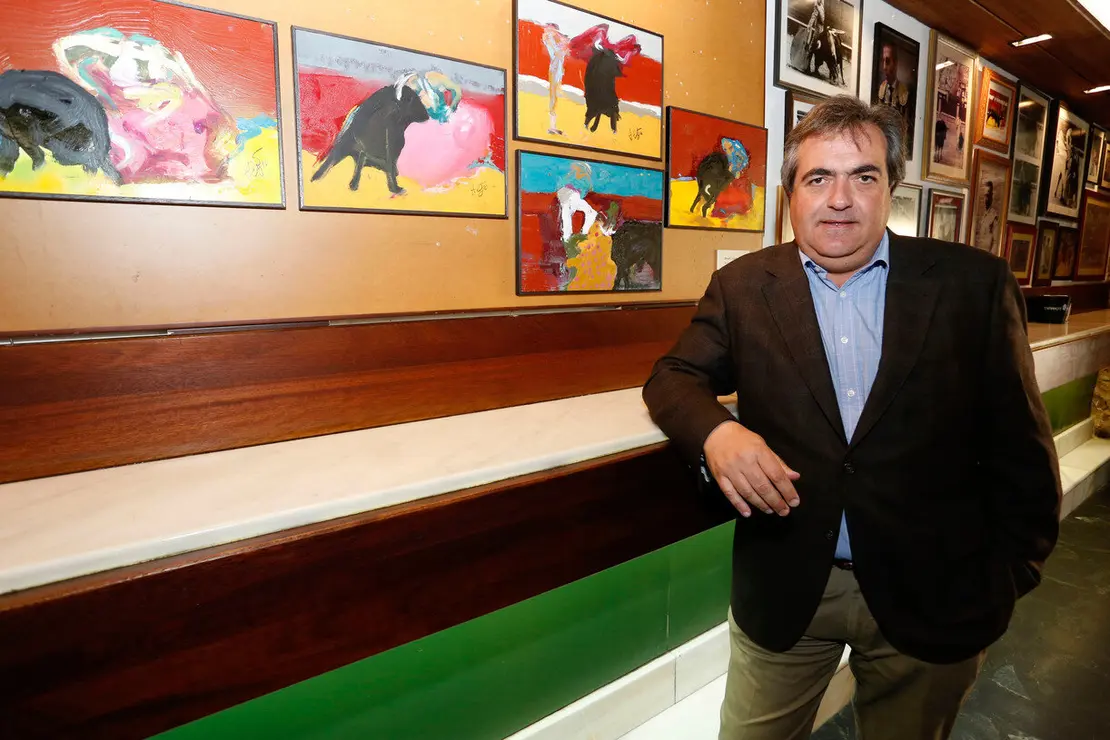 Presentación de la obra de Manuel C. Cachafeiro en el Camarote Madrid de León