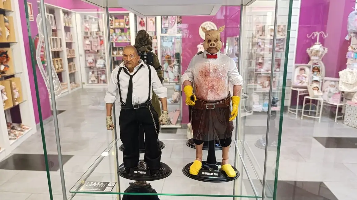 Obras del escultor Jorge Pérez expuestas en Mi tienda Nelybel de León.15