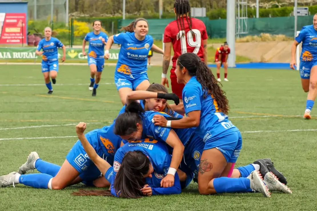 El Olímpico de León Femenino ha materializado un merecido ascenso de categoría.