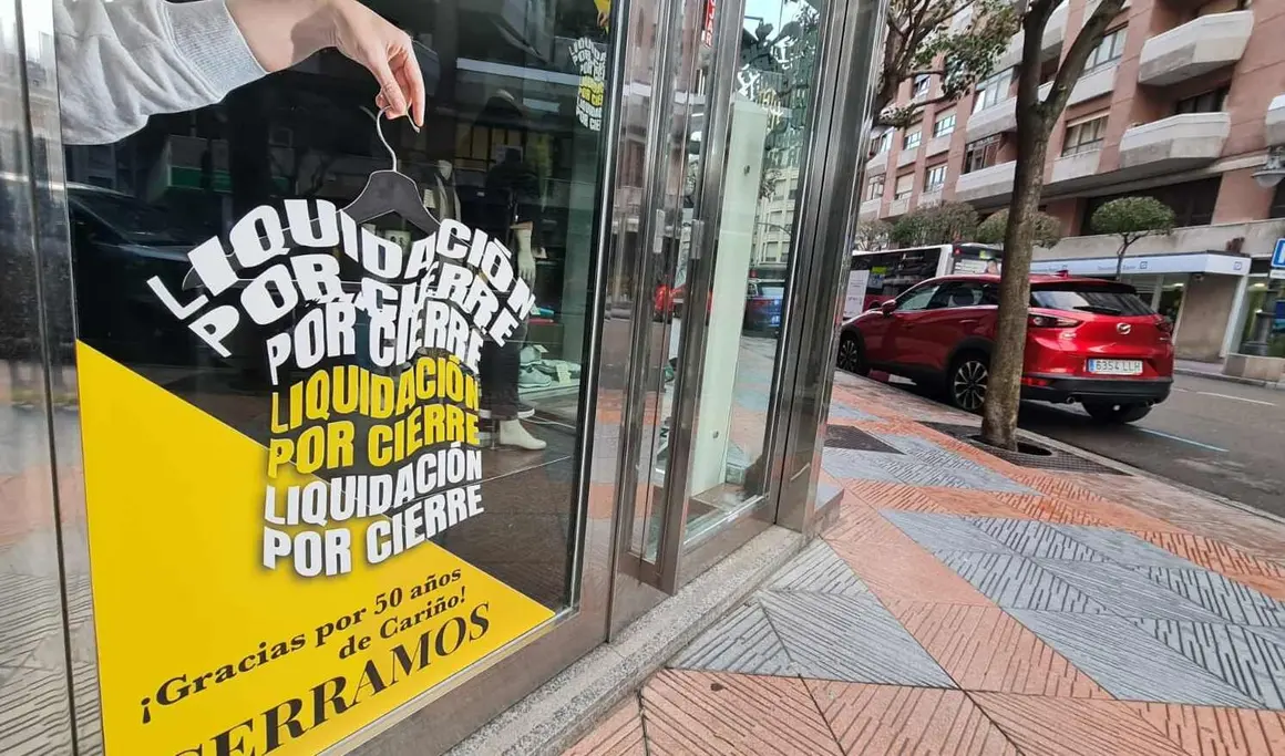 Después de más de 50 años de historia, Diéguez cerrará sus puertas en la céntrica Gran Vía de San Marcos, 13.
