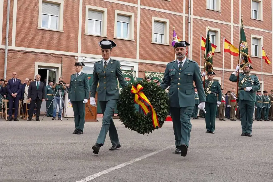 El general de Brigada José Antonio Fernández de Luz de las Heras y el delegado del Gobierno, Nicanor Sen Vélez, presiden el acto conmemorativo del 181 aniversario de la fundación de la Guardia Civil al que también asisten el presidente de las Cortes de Castilla y León, Carlos Pollán, el consejero de la Presidencia, Luis Miguel González Gago, y el alcalde de León, José Antonio Diez