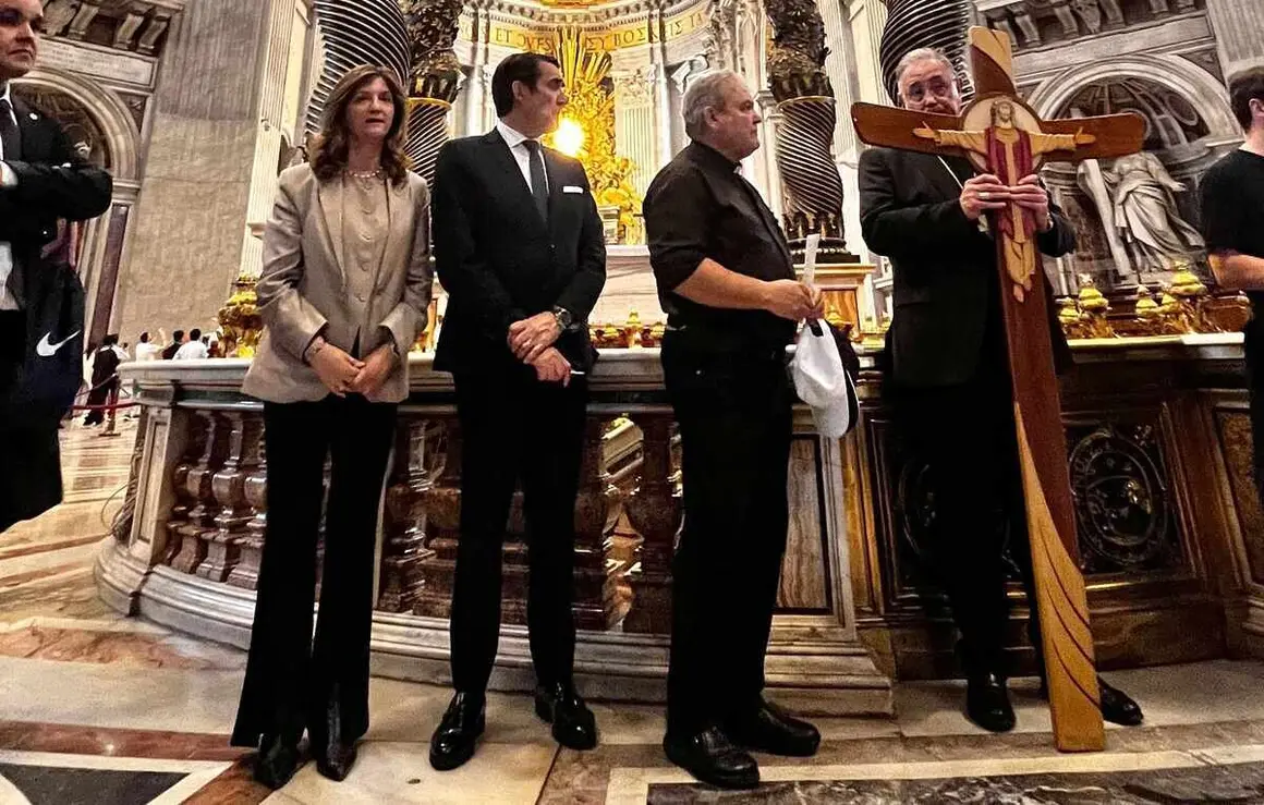Un millar de leoneses peregrinan a la Puerta Santa de San Pablo Extramuros