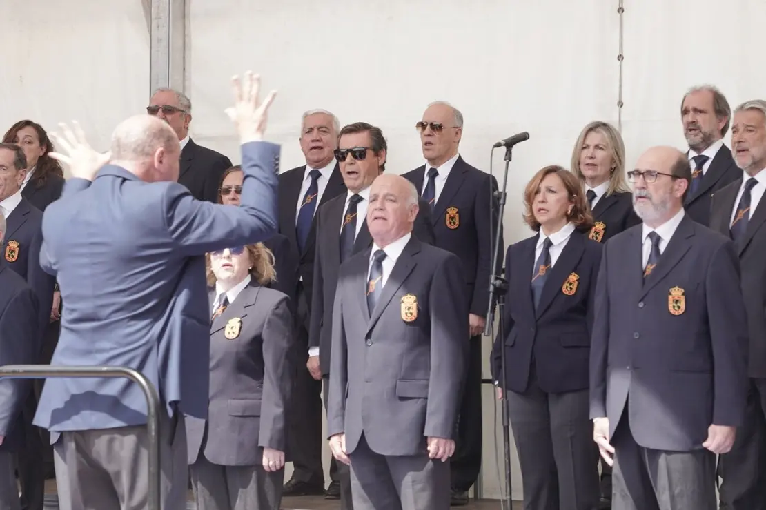 Concierto del Orfeón de la Hermandad de Veteranos de las Fuerzas Armadas y la Guardia Civil con motivo del Día de las Fuerzas Armadas.