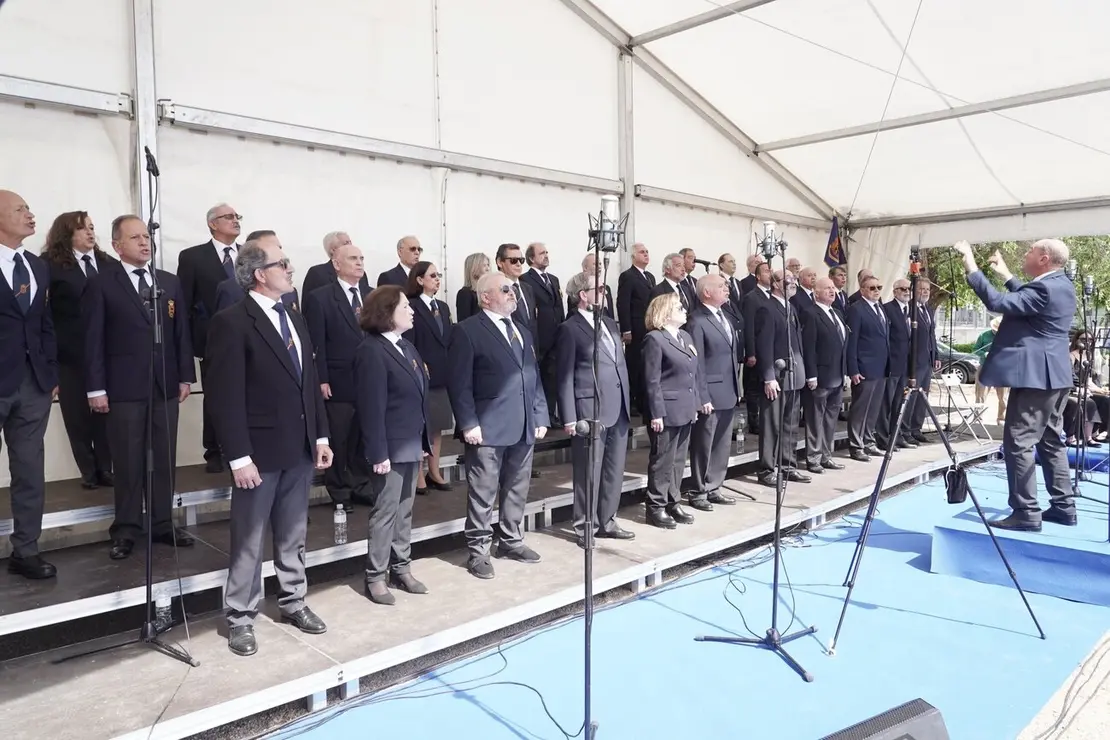 Concierto del Orfeón de la Hermandad de Veteranos de las Fuerzas Armadas y la Guardia Civil con motivo del Día de las Fuerzas Armadas.
