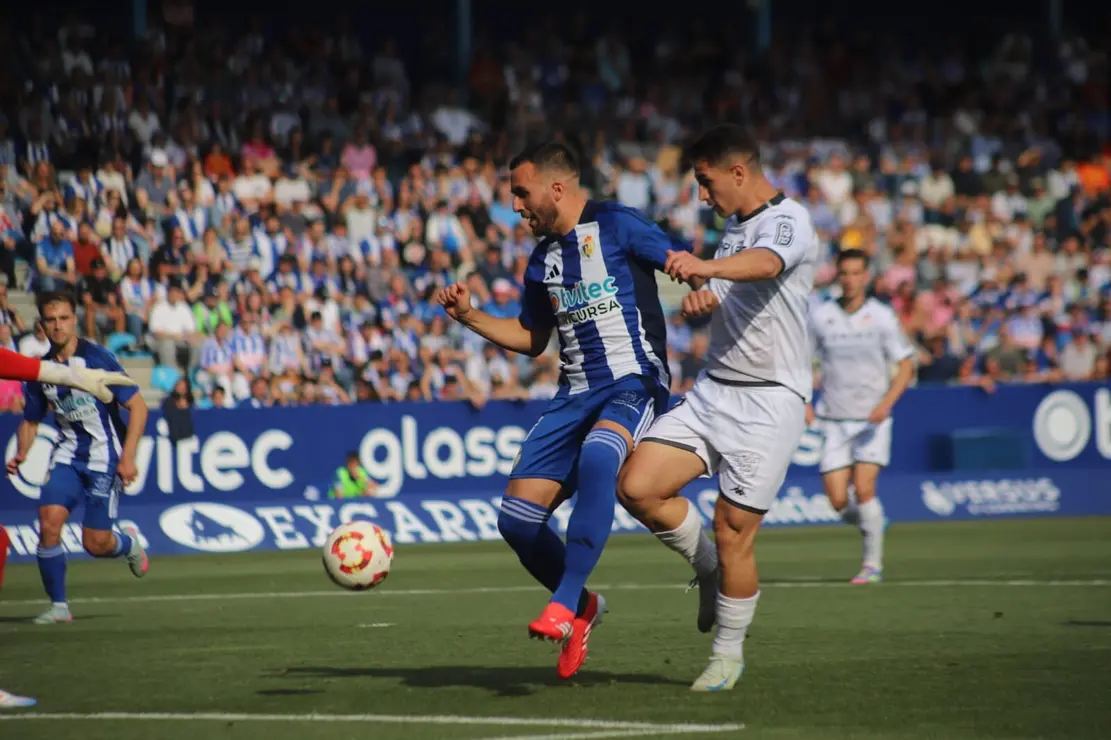 Un gol en el último segundo de partido deja a la Cultural sin el premio del ascenso, ahora se la juega en el Reino de León. Fotos: Isaac Llamazares