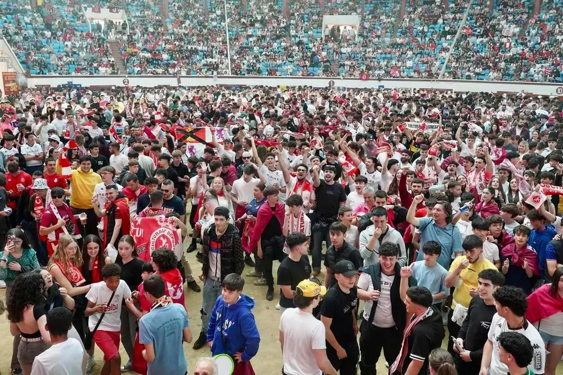 Fanzone de la Cultural y Deportiva Leonesa en el León Arena