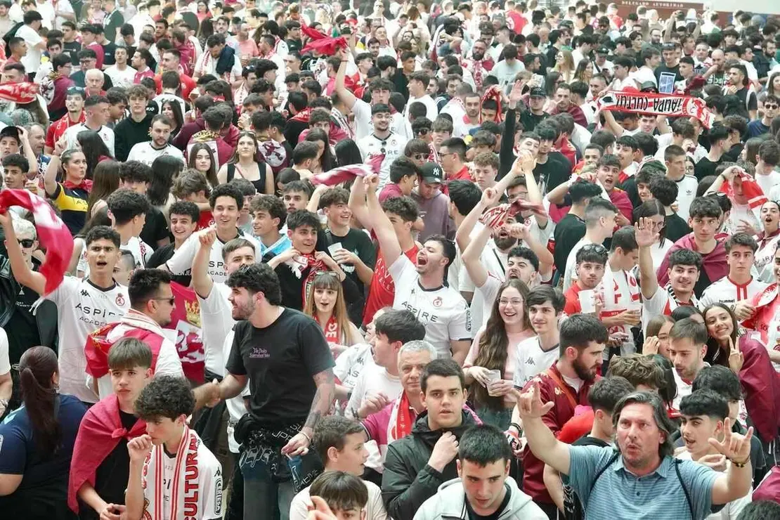Fanzone de la Cultural y Deportiva Leonesa en el León Arena