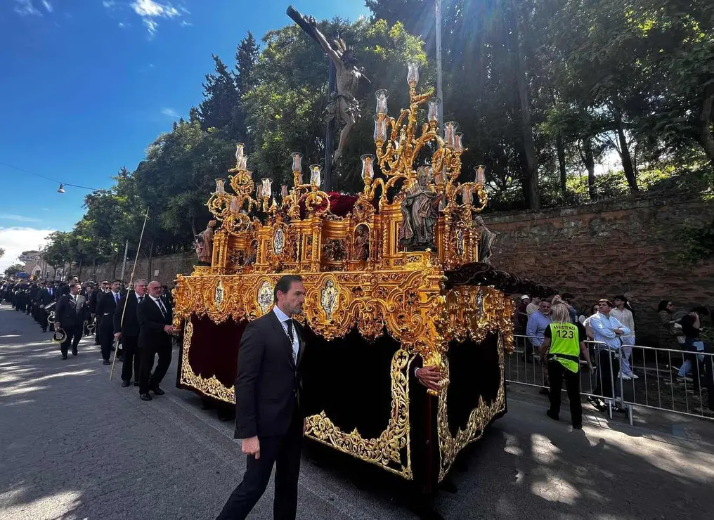 La Cofradía del Dulce Nombre de Jesús Nazareno de León participa en la Gran Procesión organizada con motivo del Jubileo de las Cofradías en Roma.
