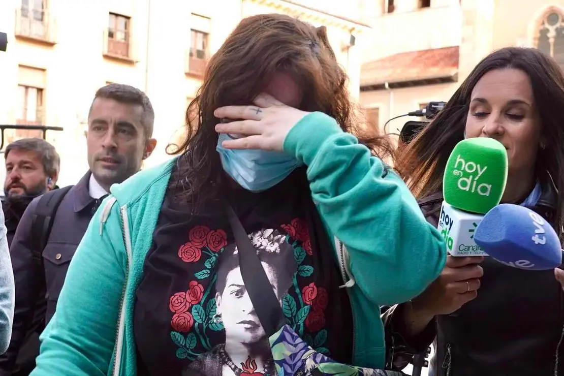 La Audiencia Provincial de León acoge el juicio contra la mujer conocida como ‘reina de la burundanga’ acusada de delitos de tentativa de homicidio, lesiones, robo con violencia, estafa y falsedad