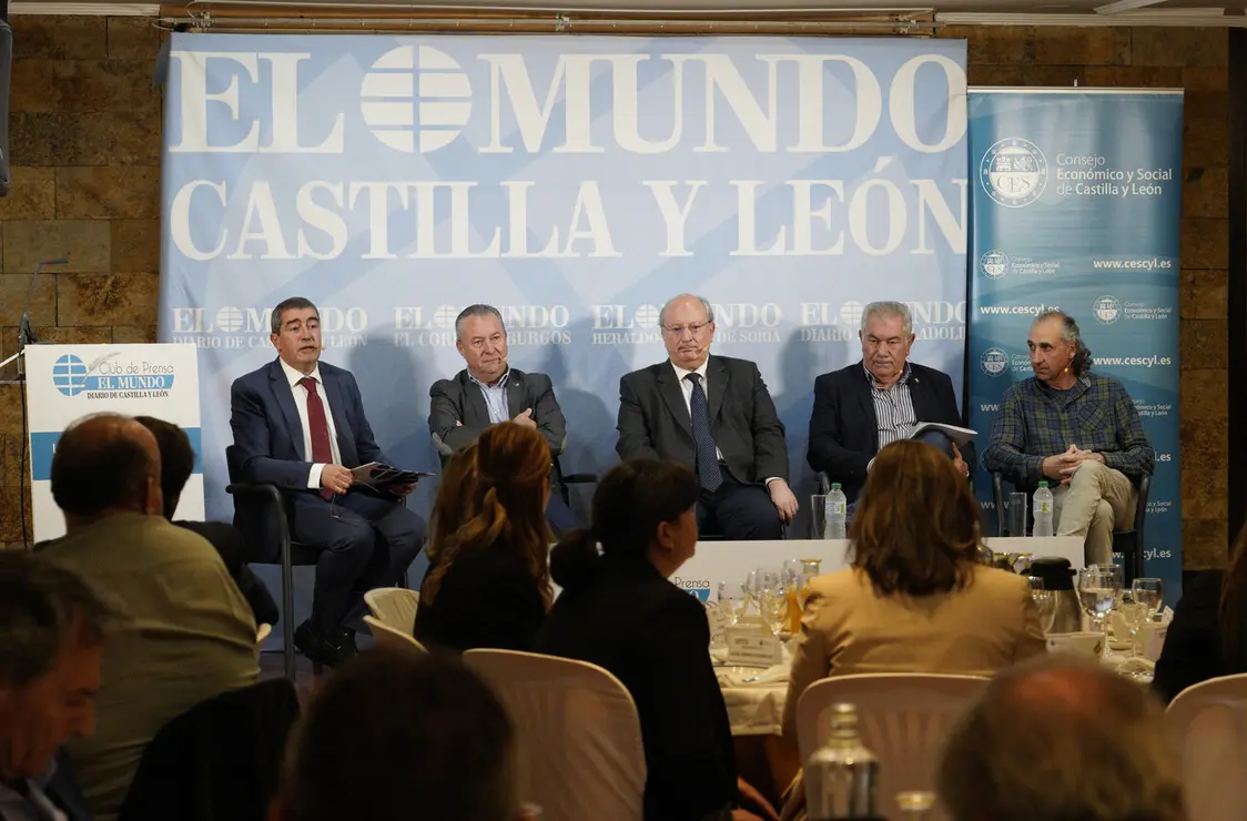 La consejera de Agricultura, Ganadería y Desarrollo Rural, María González Corral, asiste en Ponferrada al Club de Prensa de El Mundo Castilla y León titulado ‘La fuerza del sector agrario en Castilla y León’, organizado por el Consejo Económico y Social de Castilla y León