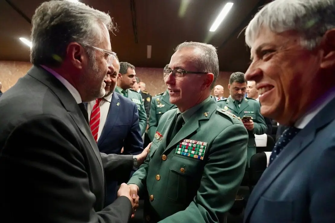 Celebración del acto de entrega de las Medallas al Mérito de la Protección Ciudadana de Castilla y León 2024, al que asisten el consejero de Medio Ambiente, Vivienda y Ordenación del Territorio, Juan Carlos Suárez-Quiñones, y el presidente de las Cortes, Carlos Pollán
