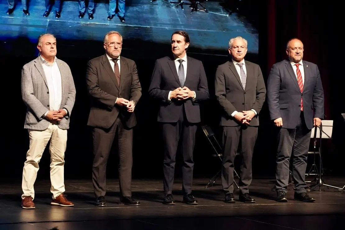 Celebración del acto de entrega de las Medallas al Mérito de la Protección Ciudadana de Castilla y León 2024, al que asisten el consejero de Medio Ambiente, Vivienda y Ordenación del Territorio, Juan Carlos Suárez-Quiñones, y el presidente de las Cortes, Carlos Pollán
