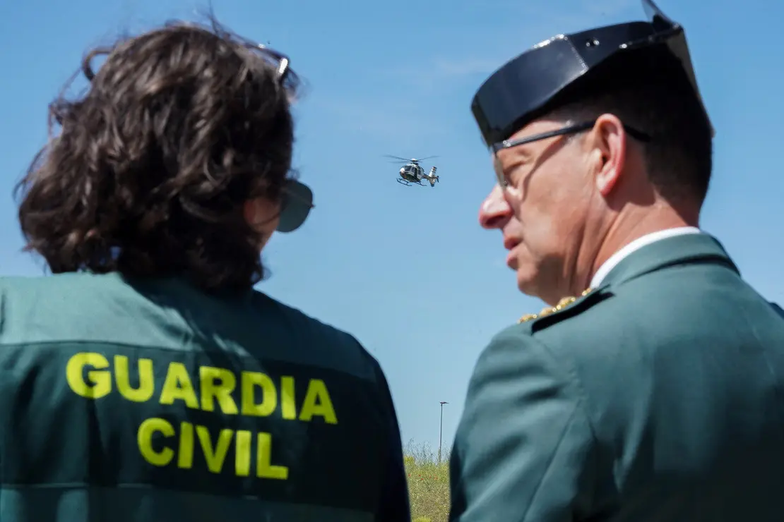 Exposición de medios del Ejército de Tierra y la Guardia Civil en el Palacio de Exposiciones de León con motivo del Día de las Fuerzas Armadas