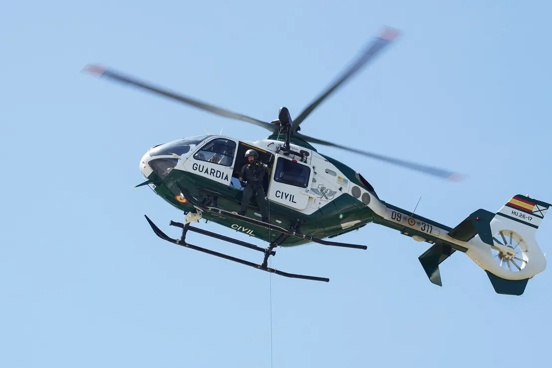 Exposición de medios del Ejército de Tierra y la Guardia Civil en el Palacio de Exposiciones de León con motivo del Día de las Fuerzas Armadas