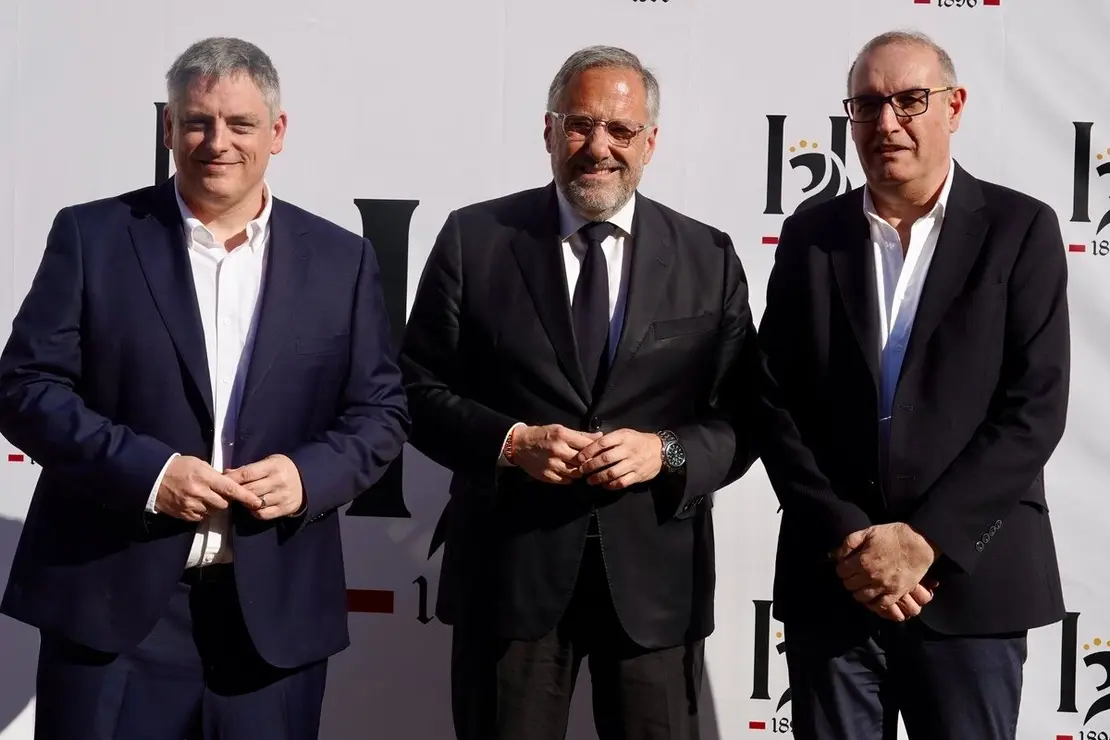 Acto de presentación oficial del medio de comunicación Heraldo de León.