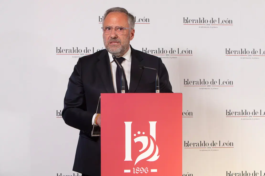 Heraldo oficial (19)