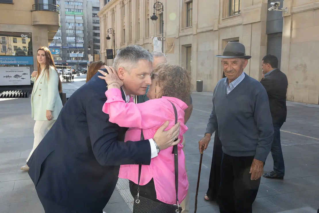 Heraldo oficial (25)