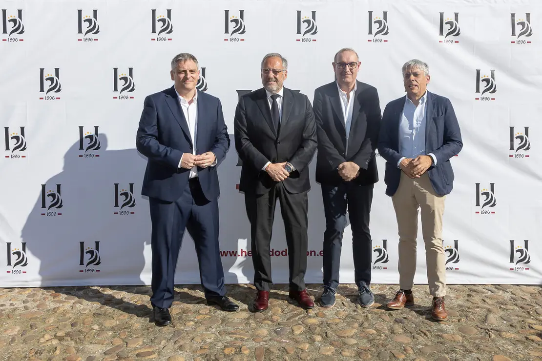 Heraldo oficial (28)